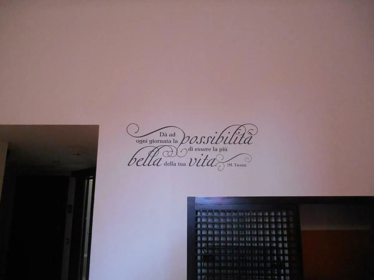 Casa Di Charlie Chaplin Hotel Milan Italy