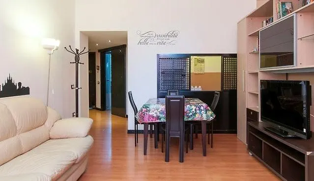 Apartment Casa Di Charlie Chaplin Hotel Milan Italy